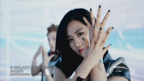 Do you think Yuri could be a hand model if she ever quits SNSD?